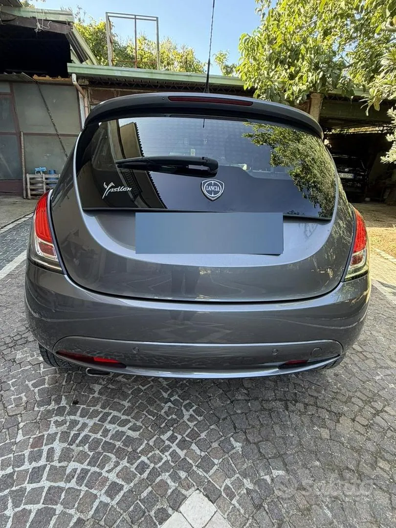 Lancia Ypsilon 2016 photo 4