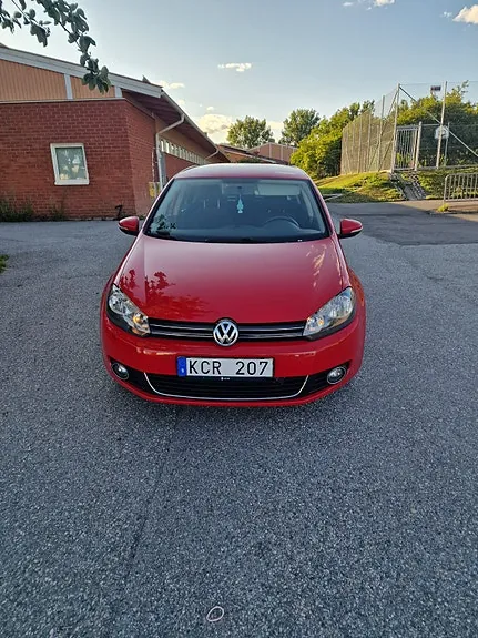 Volkswagen Golf Vi 2010 photo 2