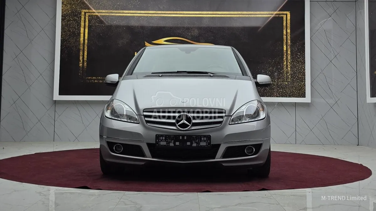 Mercedes-Benz A 160 2012 photo 3