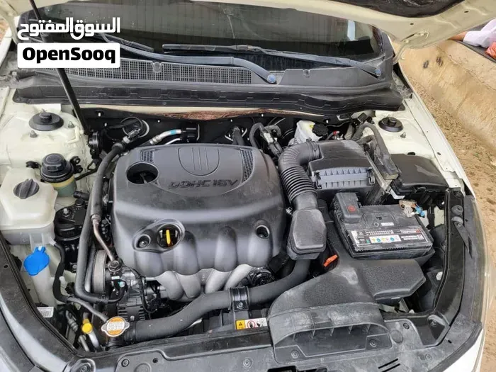 Kia K5 2012 photo 4