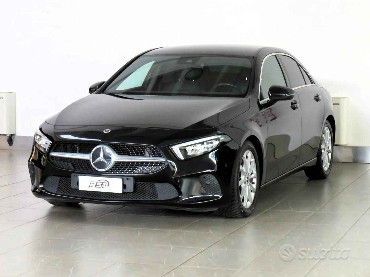 Mercedes-Benz A 200 2021 photo 2