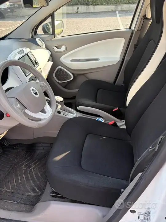Renault Zoe 2019 photo 4
