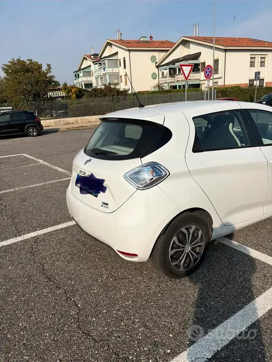 Renault Zoe 2019 photo 3