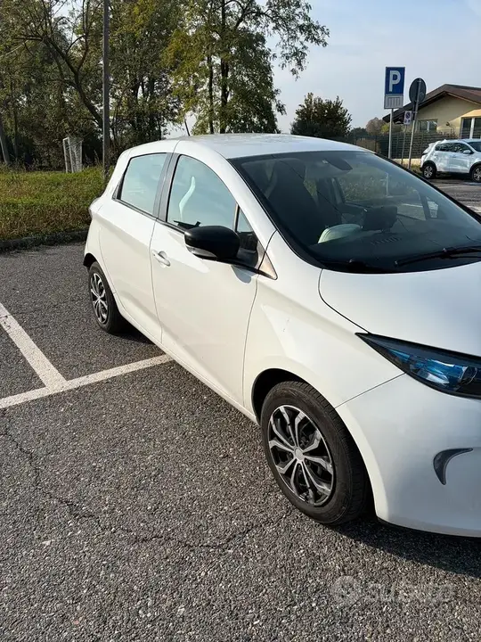 Renault Zoe 2019 photo 2