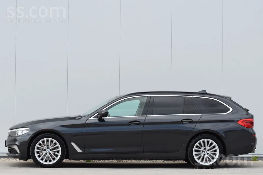 BMW 530D 2018 photo 2
