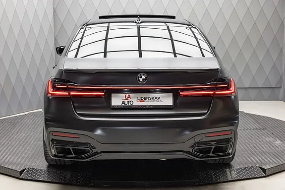 BMW 750I 2020 photo 4