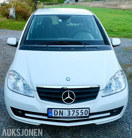 Mercedes-Benz Aklasse 2010 photo 2