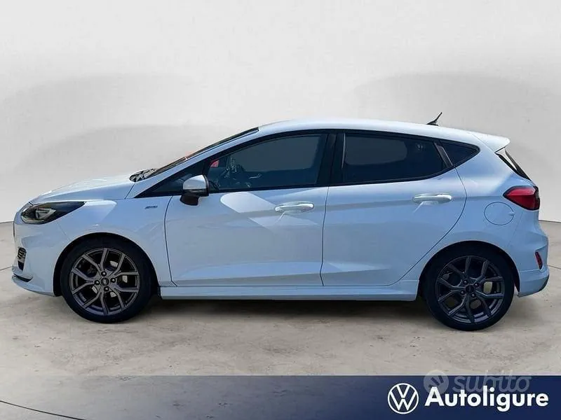 Ford Fiesta 2023 photo 2