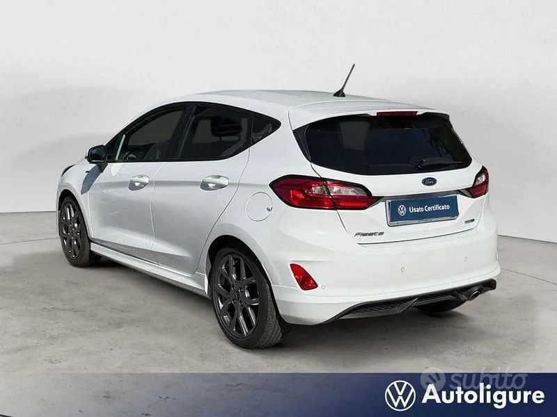 Ford Fiesta 2023 photo 3