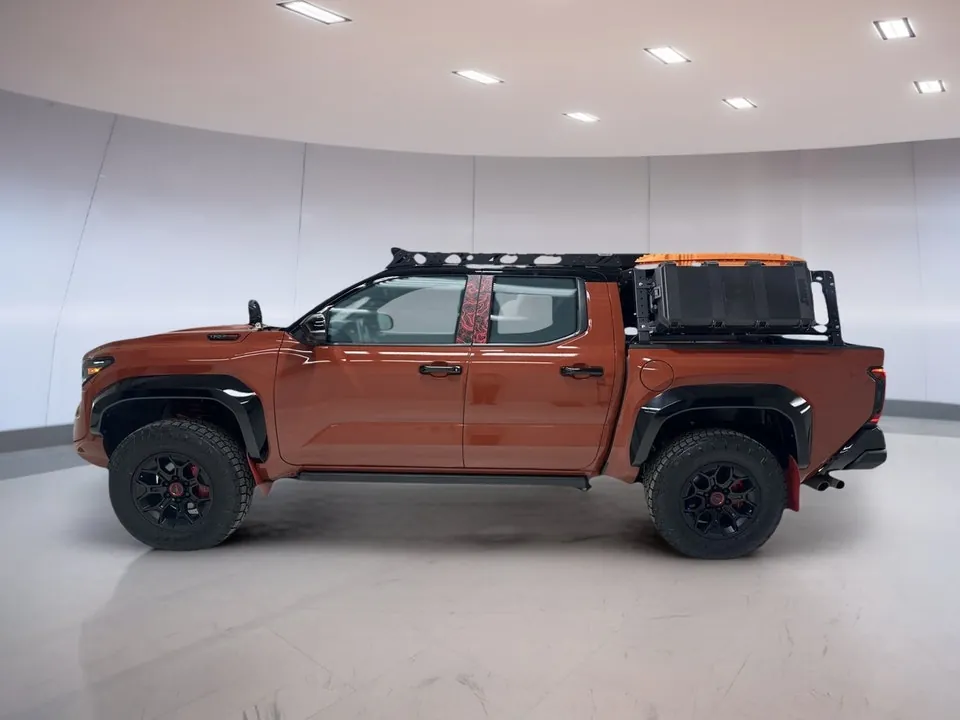 Toyota Tacoma 2024 photo 2