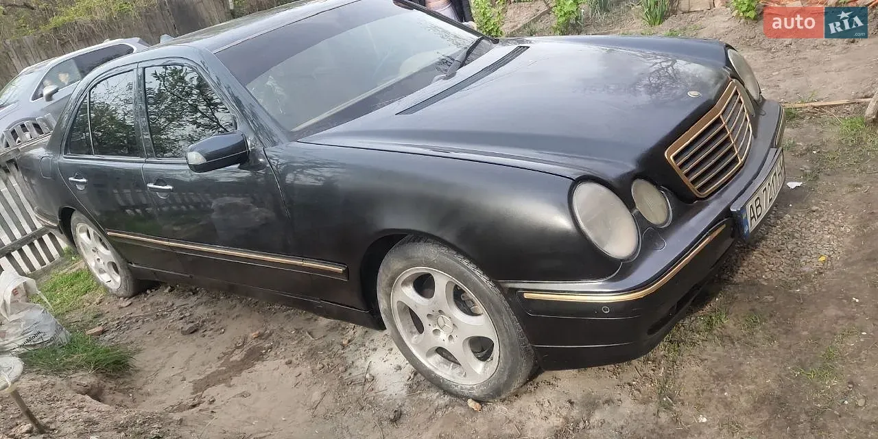 Mercedes-Benz E-Class 2000 photo 3