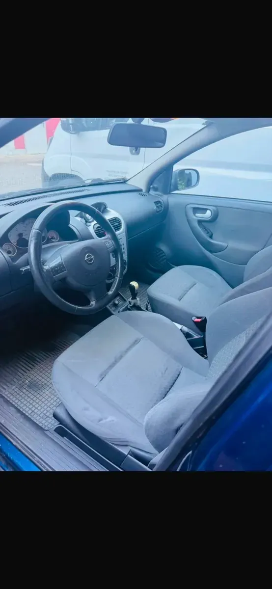 Opel Corsa 2003 photo 2