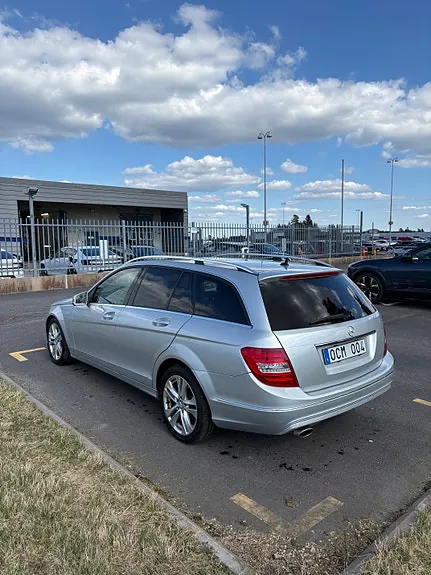Mercedes-Benz C220 2013 photo 2