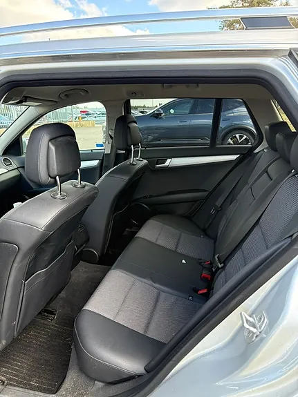 Mercedes-Benz C220 2013 photo 5