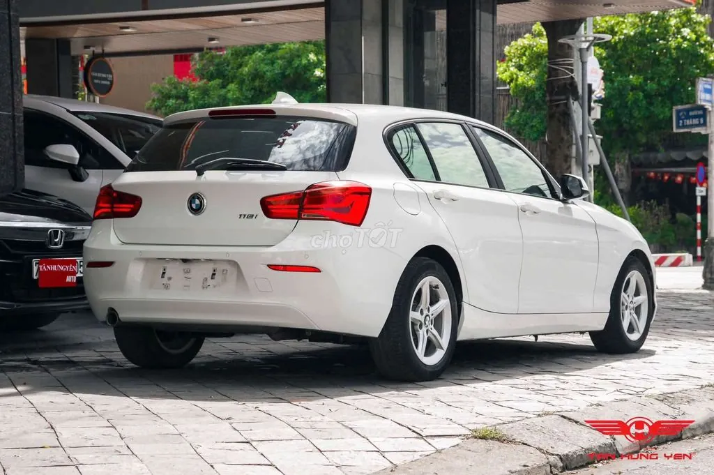 BMW 1 Series 2016 photo 2