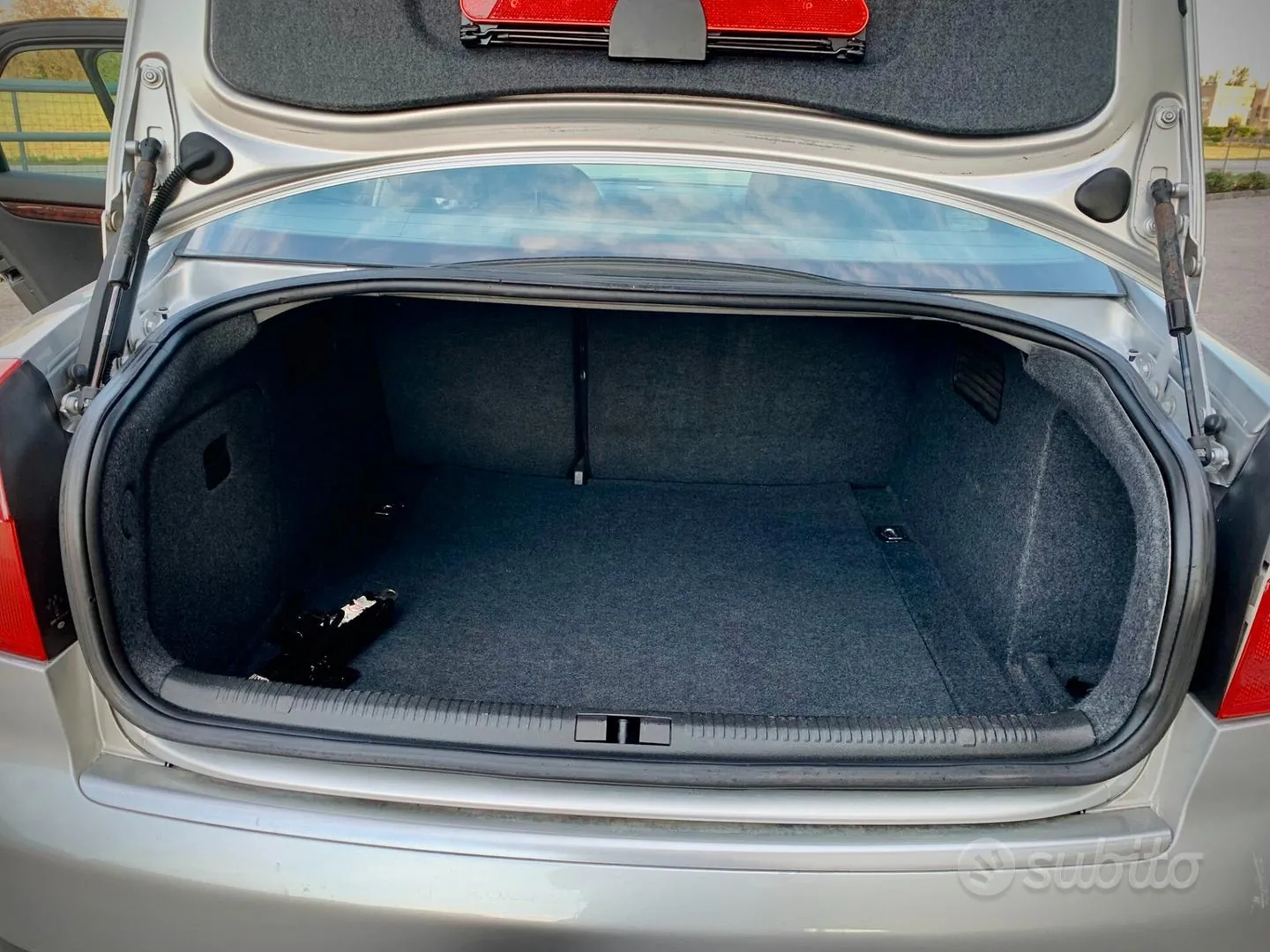 Audi A4 2002 photo 5