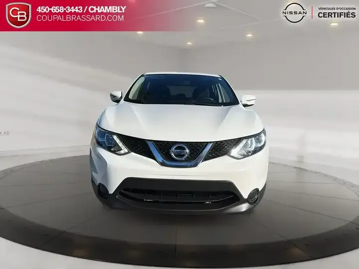 Nissan Qashqai 2017 photo 2