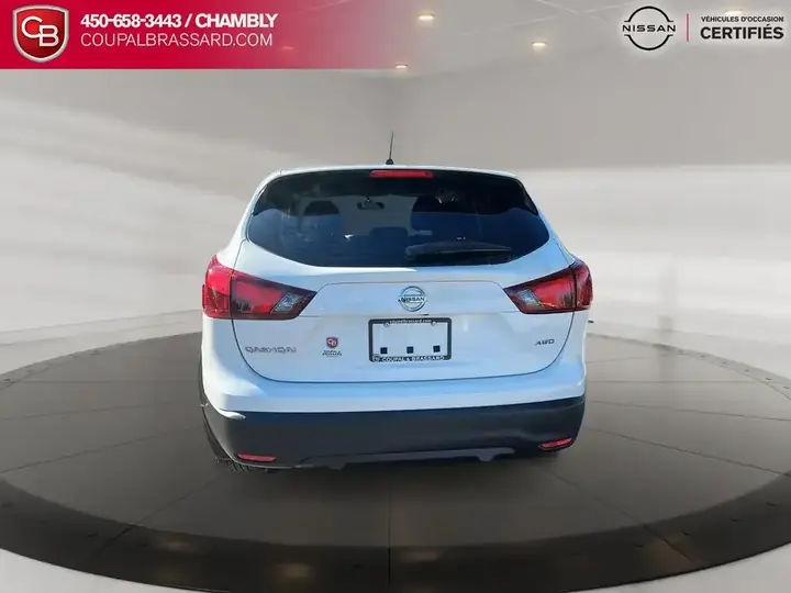 Nissan Qashqai 2017 photo 5