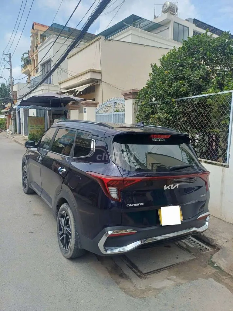 Kia Carens 2023 photo 2
