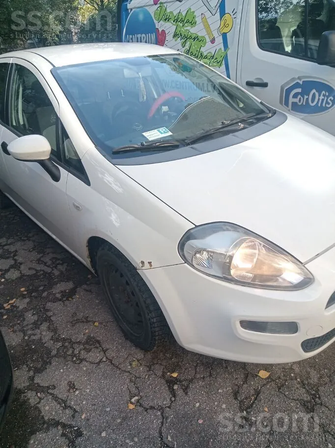 Fiat Punto 2013 photo 5