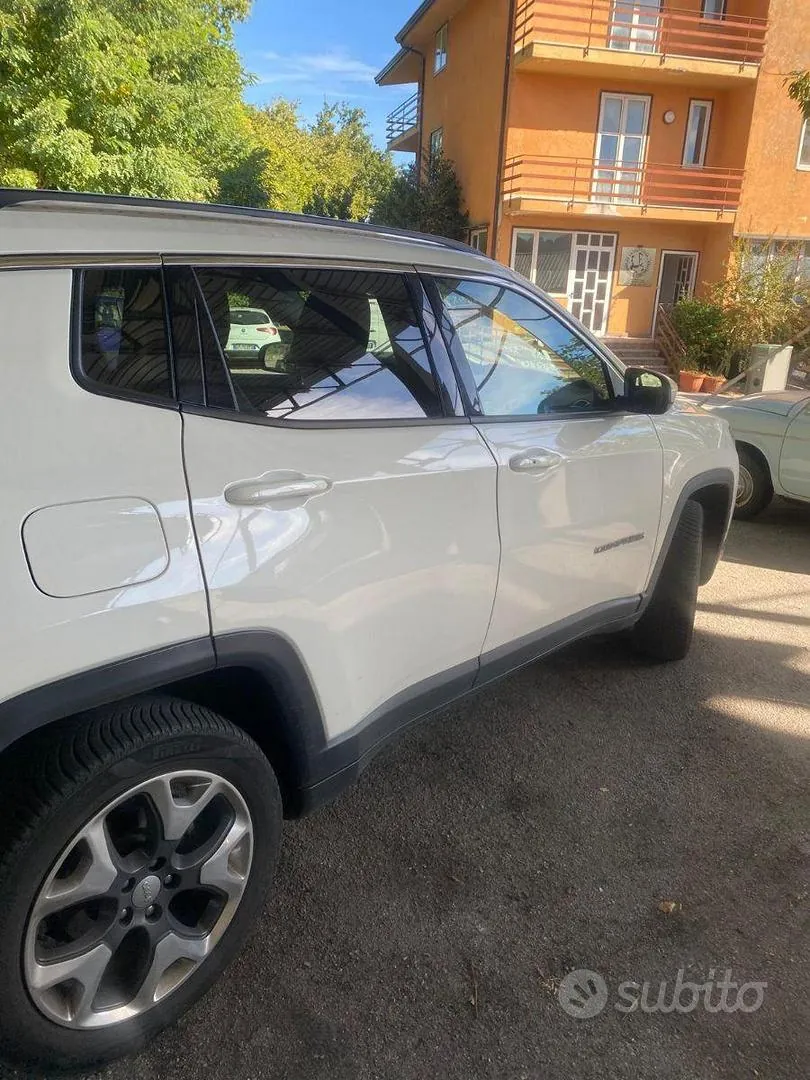 Jeep Compass 2019 photo 2
