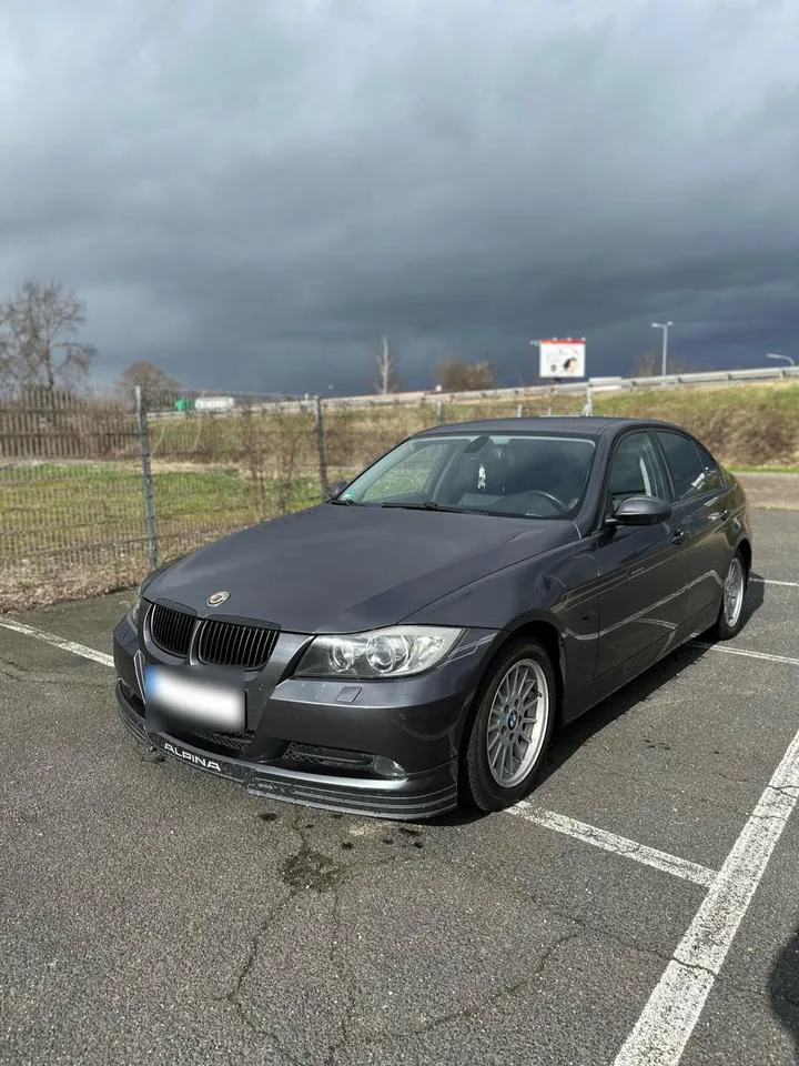 BMW E90