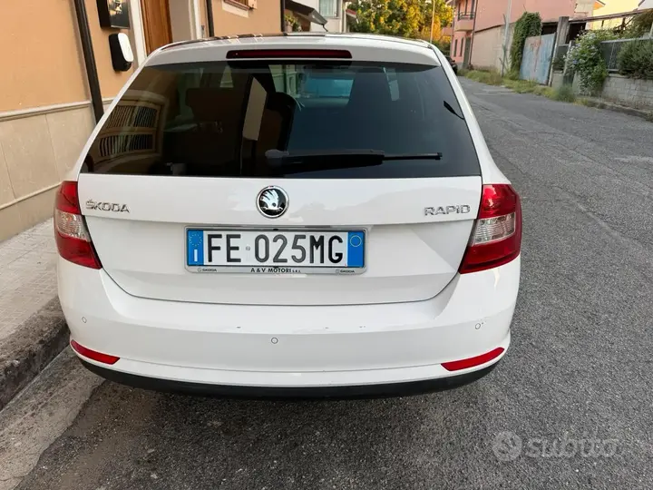Skoda Rapid 2016 photo 4