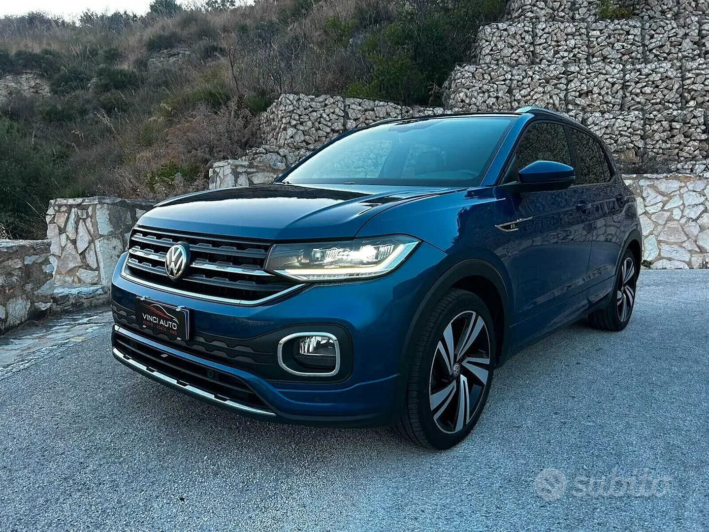 Volkswagen T-Cross 2019 photo 2