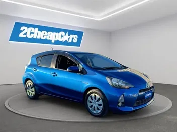 Toyota Aqua 2013 photo 4