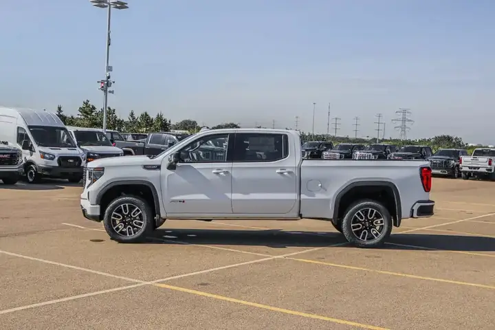 GMC Sierra 1500 2026 photo 5