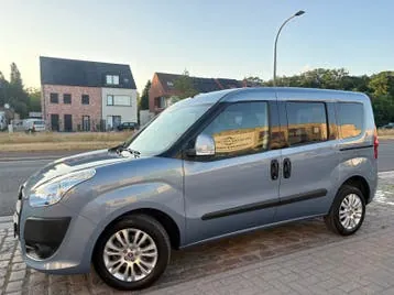 Fiat Doblo 2012 photo 2