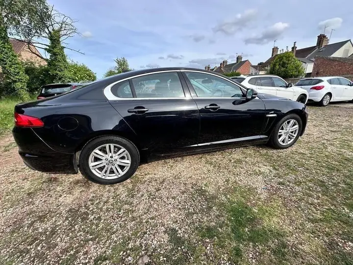 Jaguar Xf 2013 photo 4