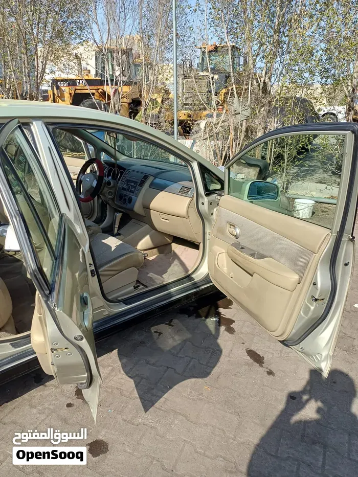 Nissan Tiida 2006 photo 4