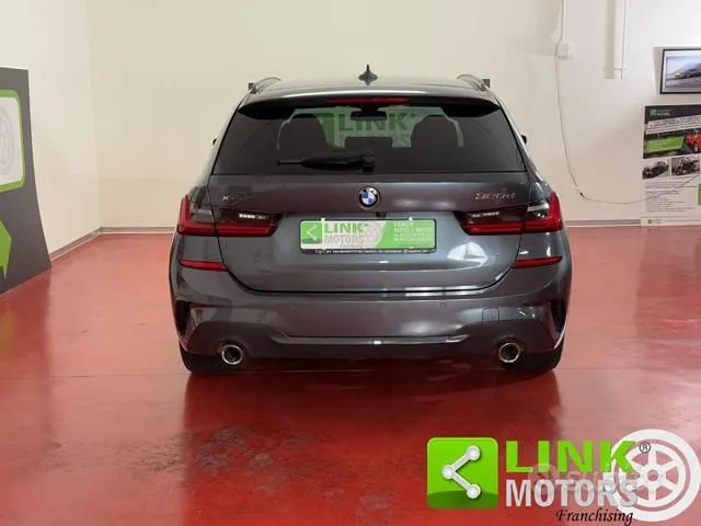 BMW 3 Series 2022 photo 5