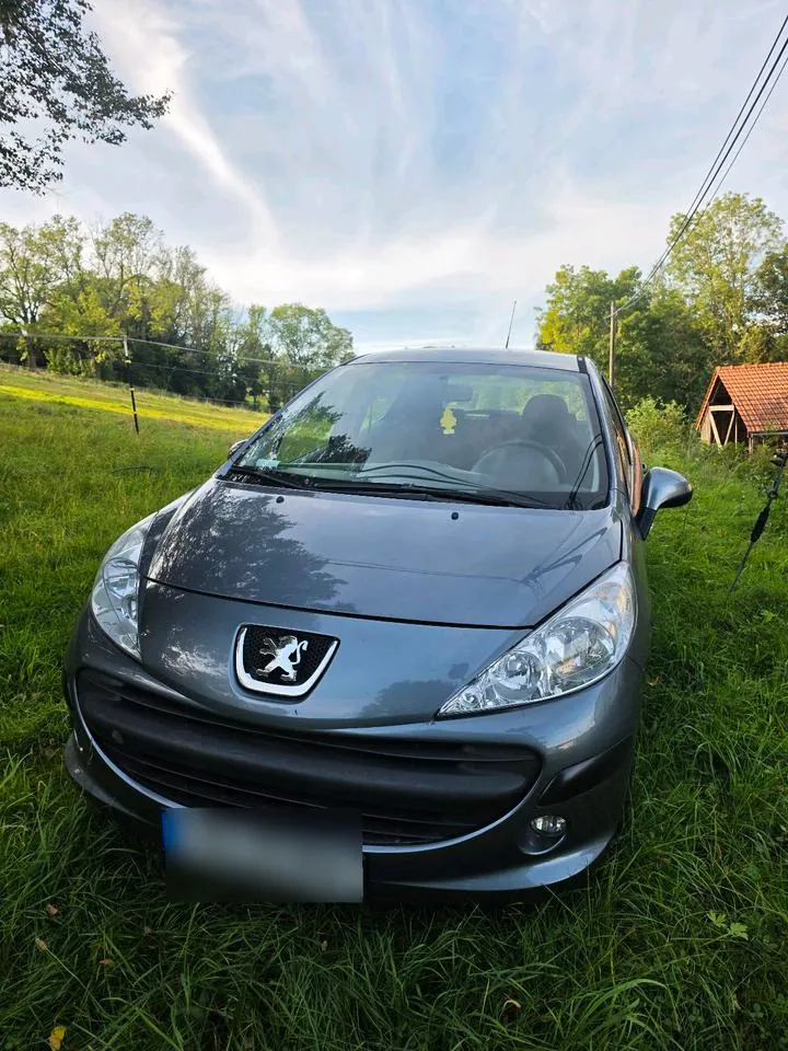 Peugeot 207