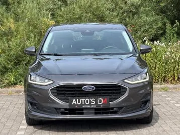 Ford Focus 2022 photo 2