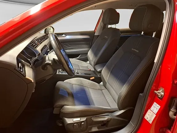 Volkswagen Passat Alltrack 2021 photo 4