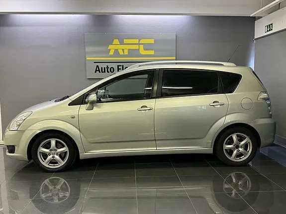 Toyota Corolla Verso 2008 photo 2