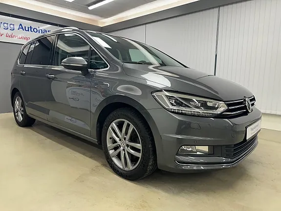 Volkswagen Touran 2016 photo 2