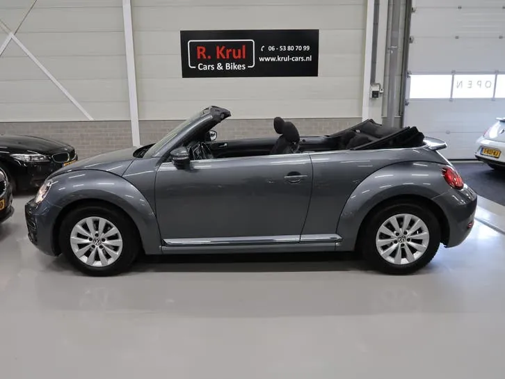 Volkswagen Beetle 2017 photo 3