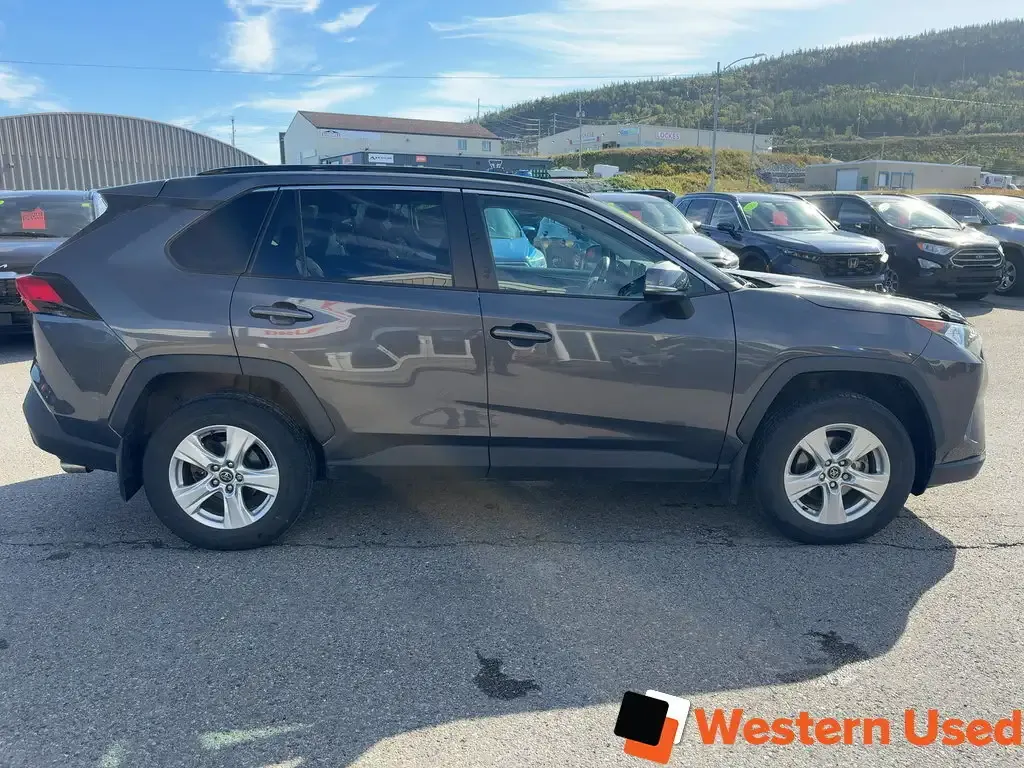 Toyota Rav4 2019 photo 3