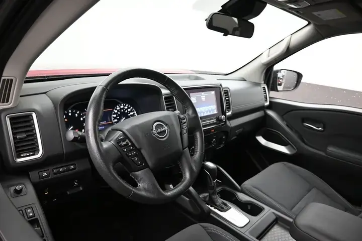 Nissan Frontier 2022 photo 5