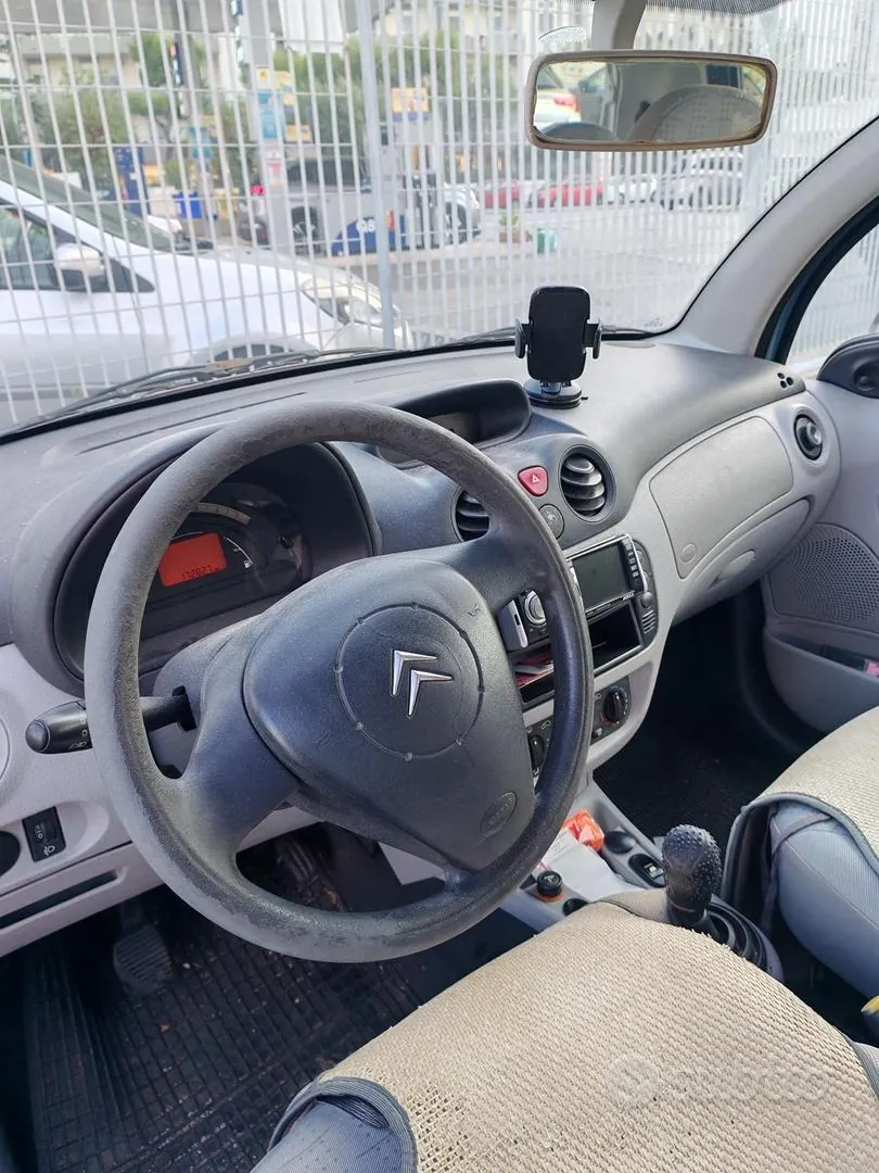Citroen C3 2002 photo 3