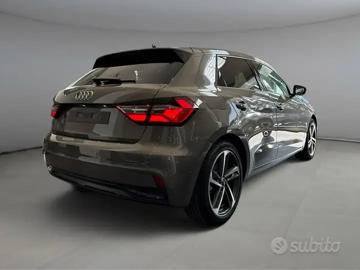 Audi A1 2025 photo 4