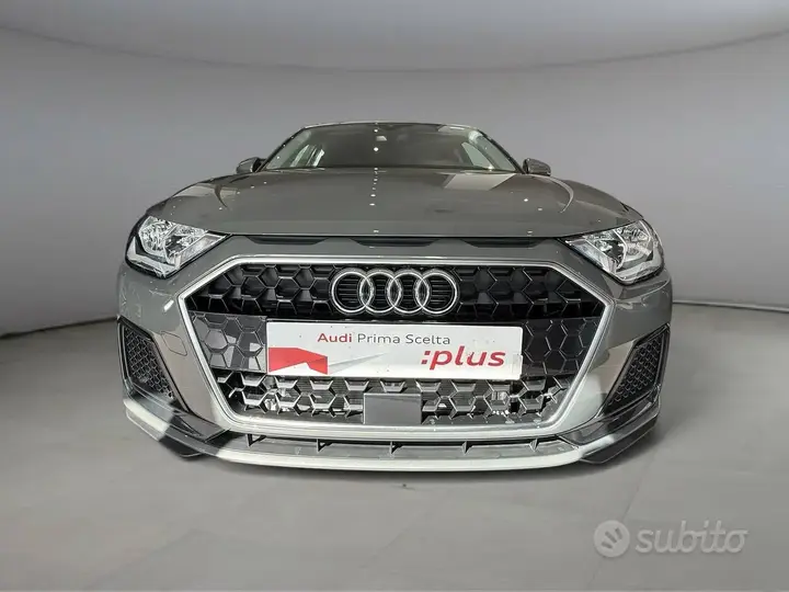 Audi A1 2025 photo 2