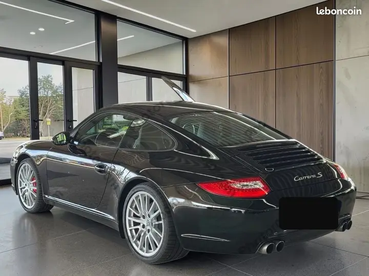 Porsche 911 2010 photo 3
