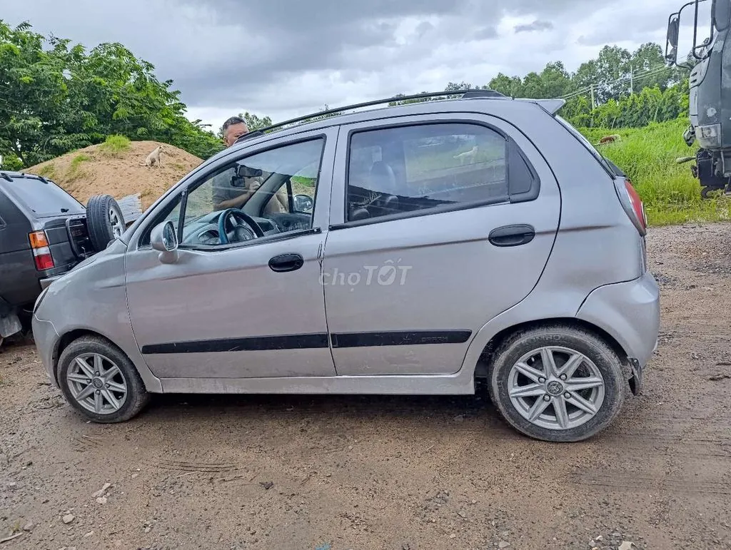 Chevrolet Spark 2009 photo 4
