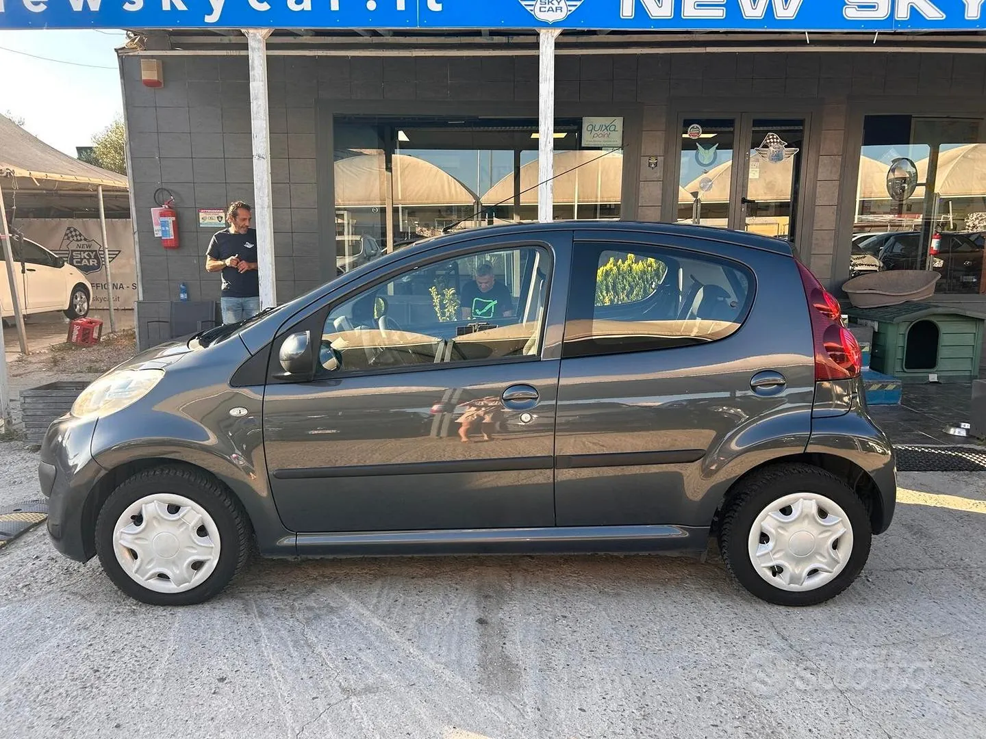 Peugeot 107 2013 photo 4