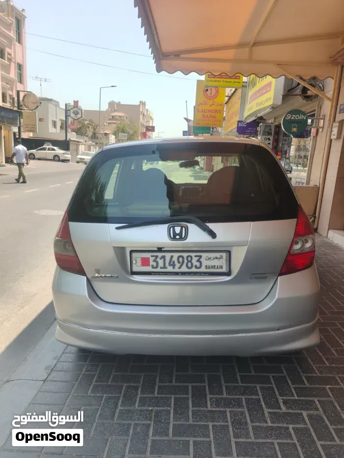 Honda Jazz 2008 photo 2