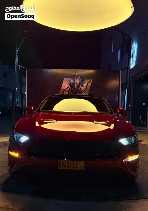Ford Mustang 2020 photo 2